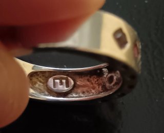 Anillo de plata y amatistas