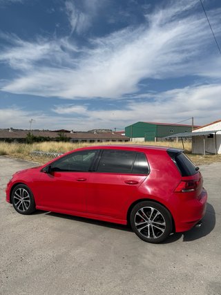 Volkswagen Golf VII 2014