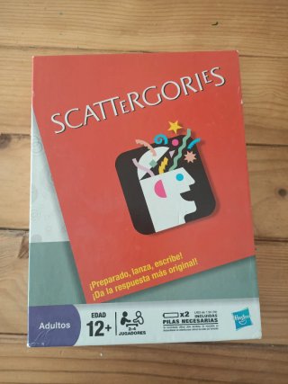 Juego Scattergories Hasbro 12+ años