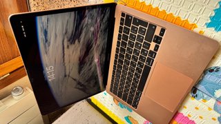 MacBook Air M1 2020 – 8GB RAM / 256GB SSD