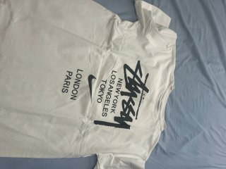 Camiseta Stussy x Nike sin estrenar