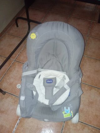 Mecedora/Balancín Bebé Chicco Gris