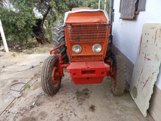 Tractor Renault 57E Sin documentación