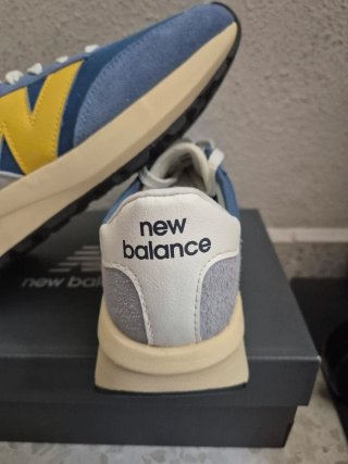 New Balance 370 Unisex