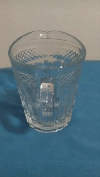 Jarrita de cristal tallado Covina