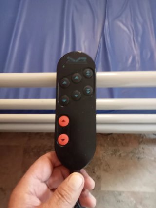 Cama geriátrica madera y metal