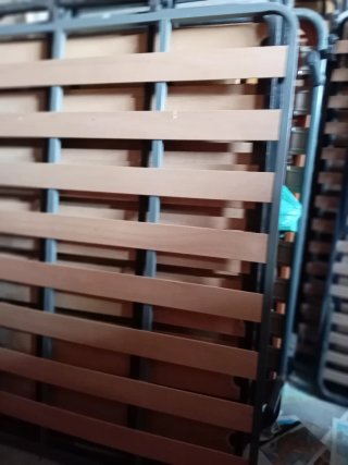 Somier metálico con lamas de madera