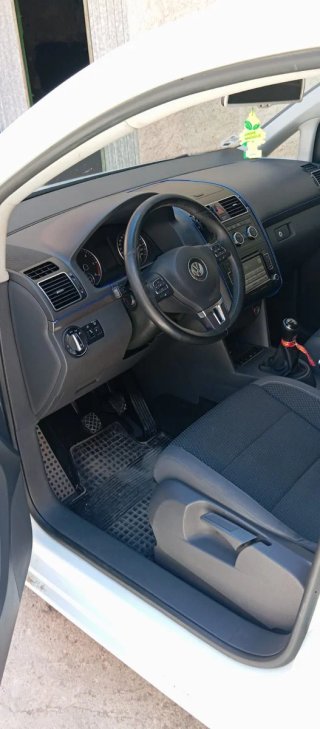 Volkswagen Touran 2015