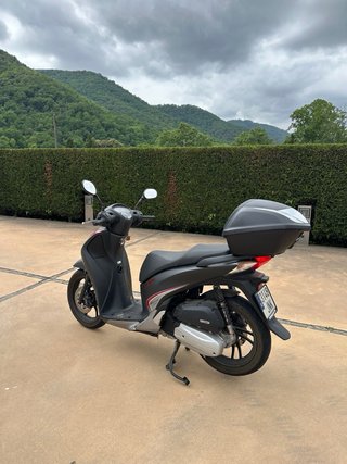 Honda SH125i Scooter