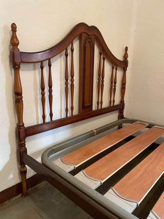 Cama vintage con somier incluido