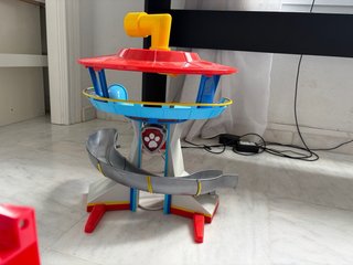Camión Patrulla Canina con figuras