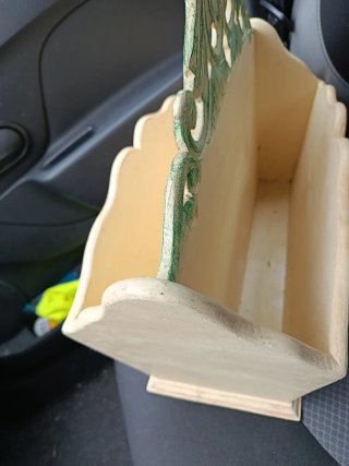REVISTERO MADERA PINTADO A MANO