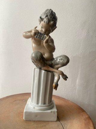 Sátiro con Flauta Lladró