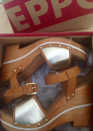 Sandalias regalo nuevas
