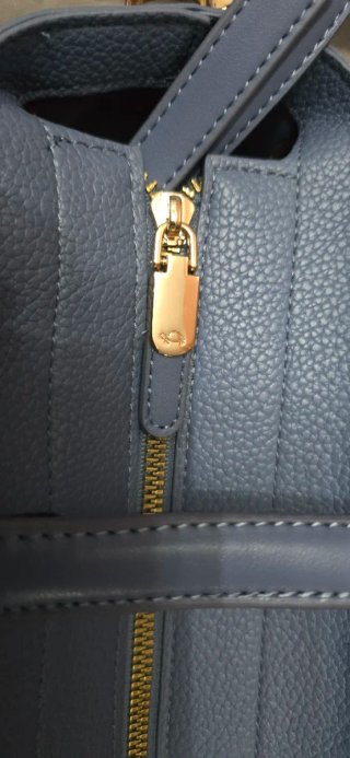 Borsa Carpisa blu, capiente, mai usata