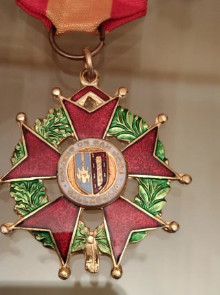 Medallas militares Colegio de San José Valladolid