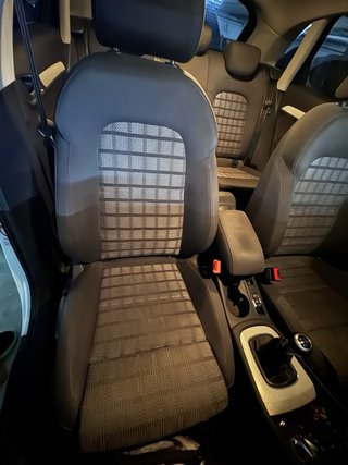 🚗 Audi Q3 2.0 TDI 140 CV