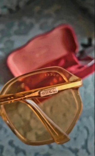 Occhiali da sole Gucci oro/giallo