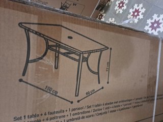 Conjunto Mesa, 4 Sillas Terraza Hyba y sombrilla