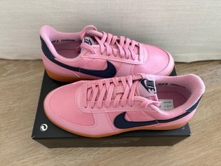 Zapatillas Nike Field General rosas y azules