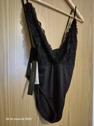 Body de encaje negro a estrenar talla M