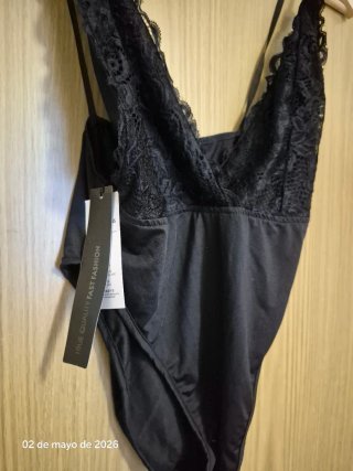Body de encaje negro a estrenar talla M