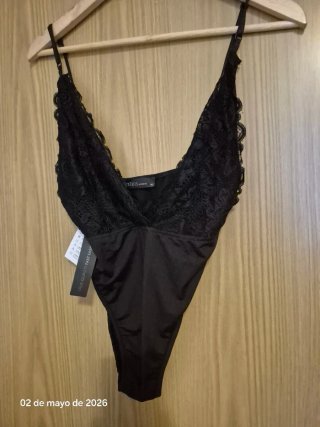 Body de encaje negro a estrenar talla M
