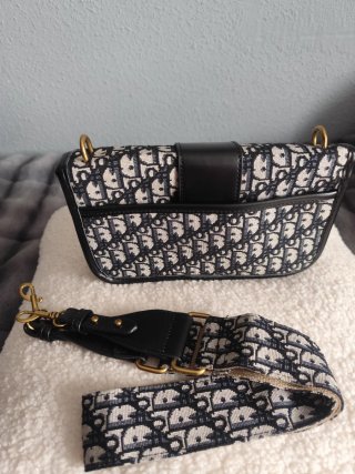 Bolso beige y negro