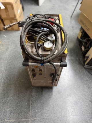 Soldadora ESAB Power Compact 250