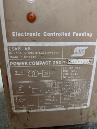Soldadora ESAB Power Compact 250