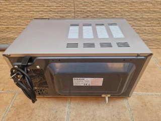 Horno Microondas Taurus 900W