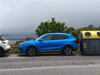 MG ZS EV 2025