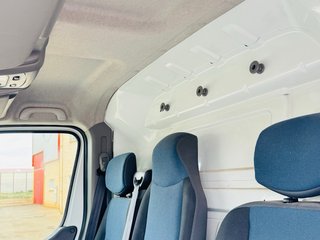 Nissan NV400 2013
