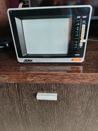 Mini TV Jean Vintage. Se admiten ofertas