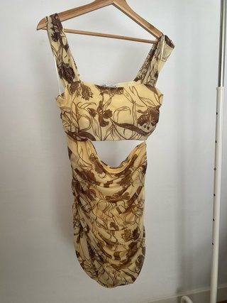 Vestido Zara Fruncido Estampado Floral