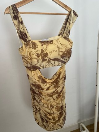 Vestido Zara Fruncido Estampado Floral
