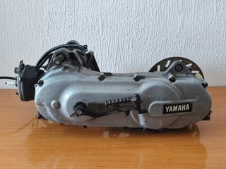 Motor Minarelli YAMAHA AEROX 49cc todo de serie.