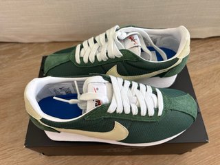 Zapatillas Nike LD-1000 Verde y Beige