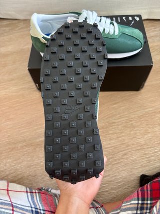 Zapatillas Nike LD-1000 Verde y Beige