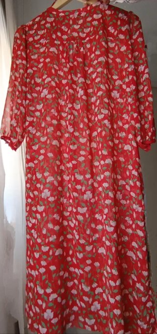 Vestido o Capa Talla 42
