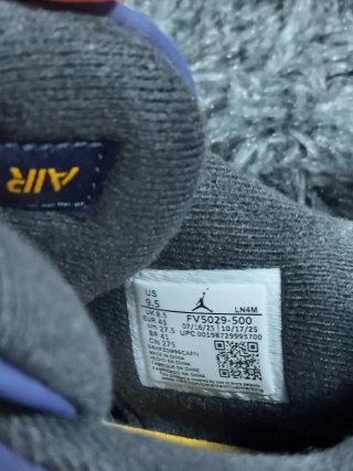 Jordan 4 Retro Morado Negro