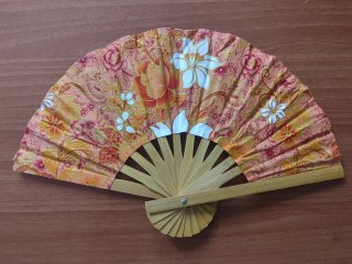 Lote de 3 Abanicos Decorados