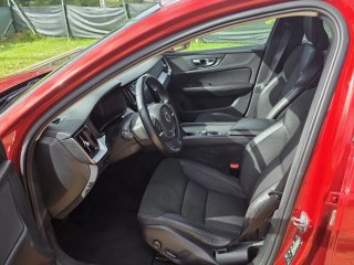 Volvo V60  D3 Momentum 2019  169.500km