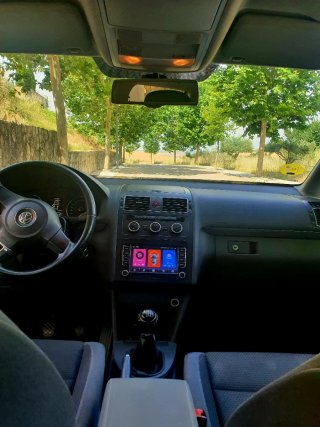 Volkswagen Touran 2014