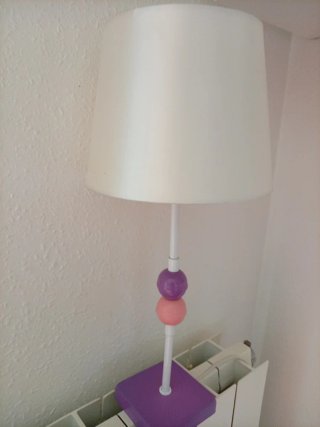 Lámpara de mesa decorativa
