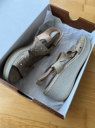 Sandalias Riposella Talla 40 Beige Pie Ancho