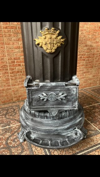 Estufa de forja antigua