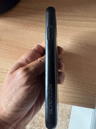 Custodia Quad Lock per iPhone 11 Nero