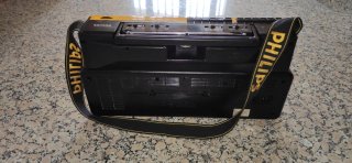 Radio Cassette Philips D8304 Bombox con Bluetooth