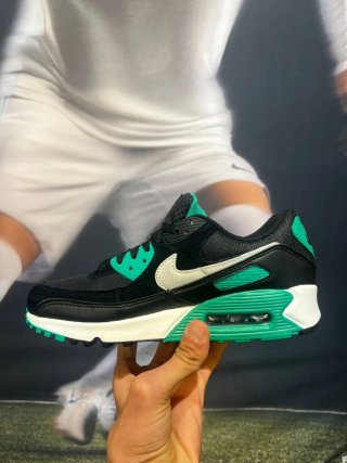 Nike Air Max 90